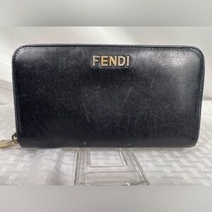 1103: Fendi Black Leather Zip Around Wallet Gold Logo
